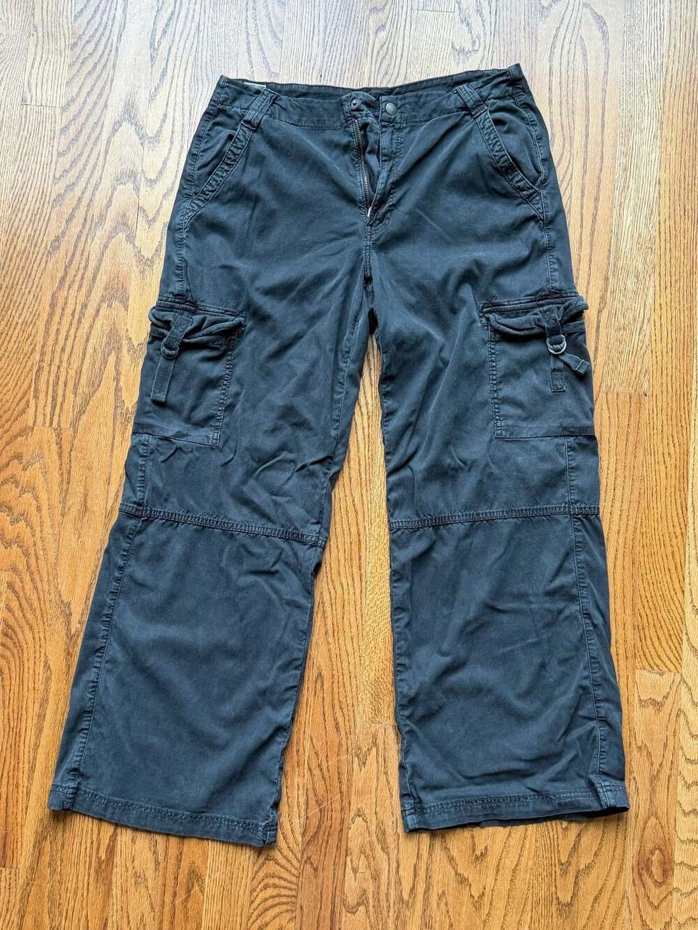 American Eagle Cargo Pants Size 10 Black Stretch
